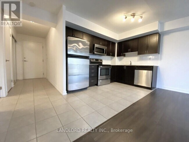 property at 816-816 Lansdowne Ave