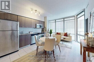 832-1832 Bay St. in Toronto, ON - Building Photo - Building Photo