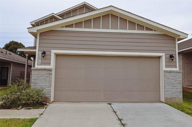 property at 25818 Boxwood Hedge Ln