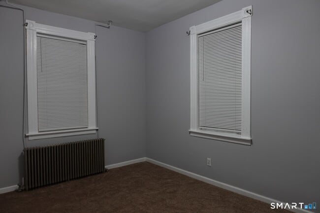 53 Lindsley St in Waterbury, CT - Building Photo - Building Photo