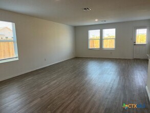 3027 Shore Lark in Canyon Lake, TX - Building Photo - Building Photo