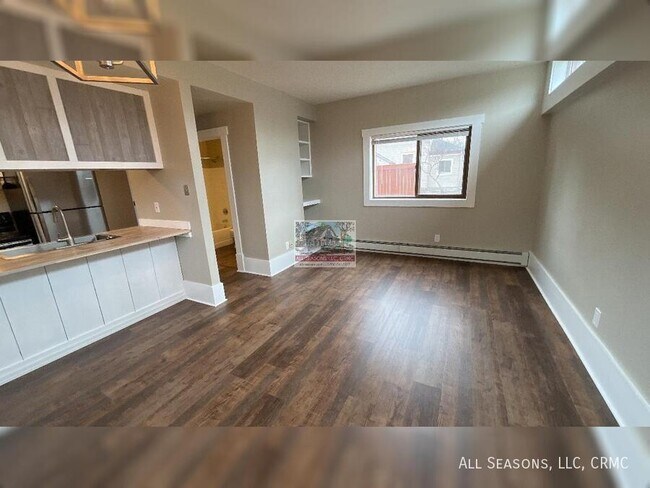 410 E Dale St in Colorado Springs, CO - Foto de edificio - Building Photo