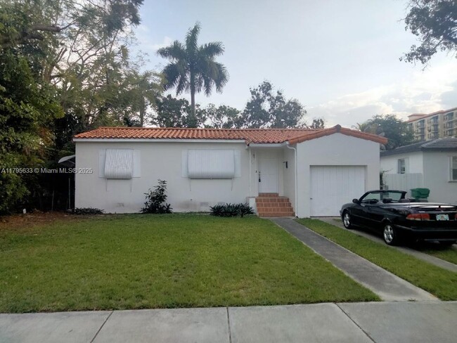 property at 3670 SW 20th St