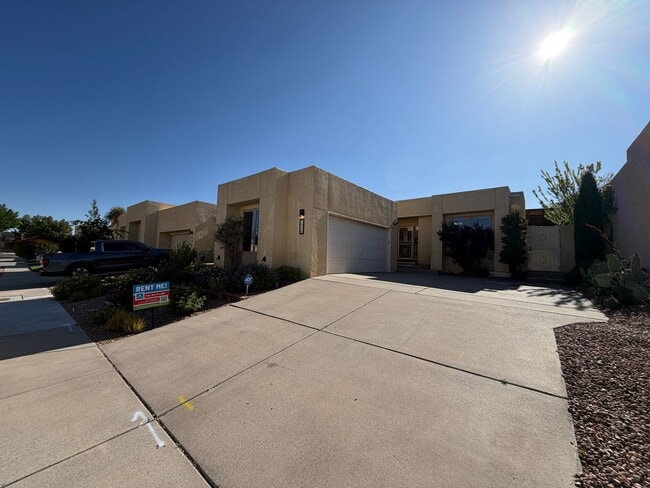7924 Woodridge Dr NE in Albuquerque, NM - Building Photo - Building Photo
