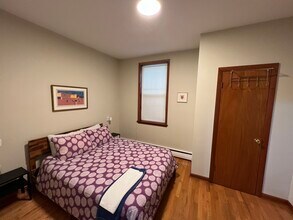 151 1/2 Bradley St, Unit 1st Floor in New Haven, CT - Building Photo - Building Photo