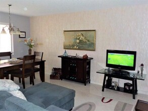 15036 Ashland Ln in Delray Beach, FL - Foto de edificio - Building Photo