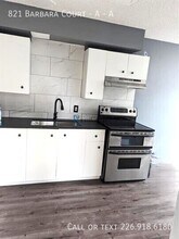 821 Barbara Ct in Cambridge, ON - Building Photo - Building Photo