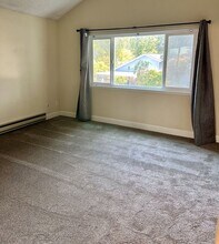 6456 Meadow Pines Ave in Rohnert Park, CA - Building Photo - Building Photo