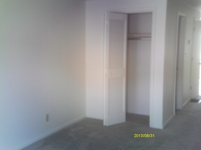 122 Hurst Dr, Unit 38 in Belle Vernon, PA - Building Photo - Building Photo