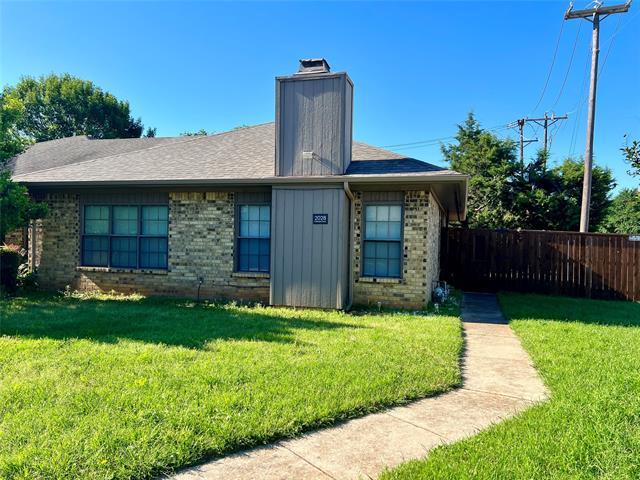 2028 Parkside Ct in Grapevine, TX - Building Photo - Building Photo