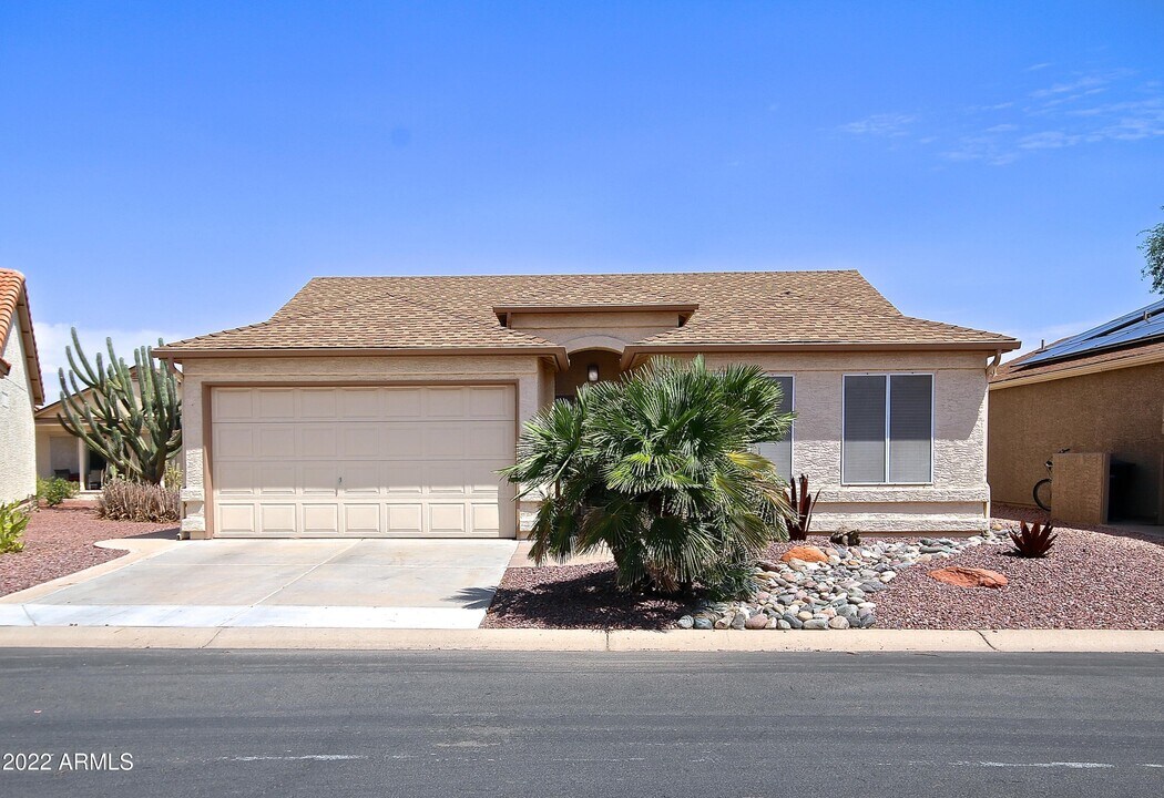 1800 E Winged Foot Dr in Chandler, AZ - Building Photo