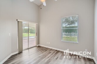 2964 Hickory Grove Dr in Valrico, FL - Building Photo - Building Photo