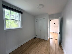 111 Amity St, Unit Apt. 1 in Amherst, MA - Building Photo - Building Photo