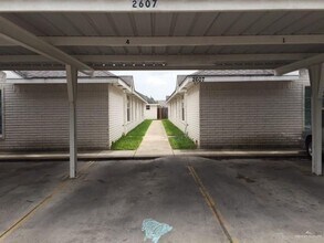 18 Cervantes Ave in Edinburg, TX - Building Photo - Building Photo