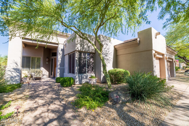 7020 E Mighty Saguaro Way in Scottsdale, AZ - Building Photo - Building Photo