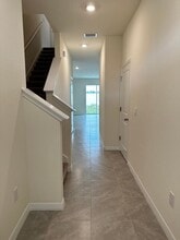 9279 Rock Harbour Wy in Tampa, FL - Building Photo - Building Photo