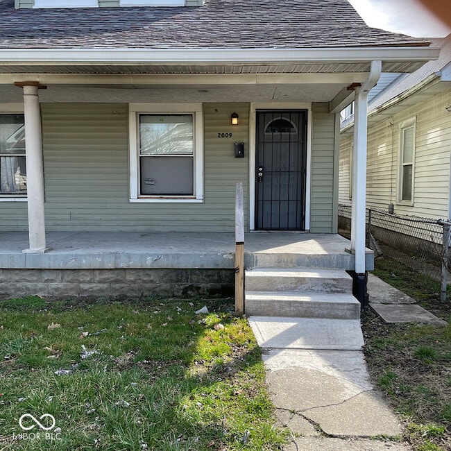 2009 Westview Dr in Indianapolis, IN - Building Photo - Building Photo