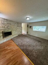 2533 E Cherry St in Springfield, MO - Building Photo - Building Photo