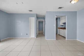 1555 Green Briar Pkwy in Gulf Breeze, FL - Building Photo - Building Photo
