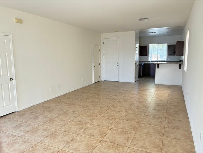 4228 S Sugar Dr in Las Vegas, NV - Building Photo - Building Photo