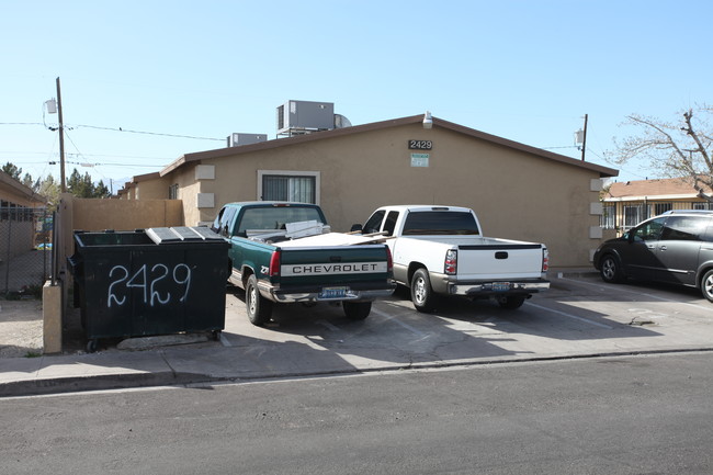 Arrowhead Acres in North Las Vegas, NV - Building Photo - Building Photo