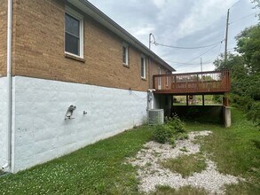 6713 NW Evelyn St in Kansas City, MO - Building Photo - Building Photo