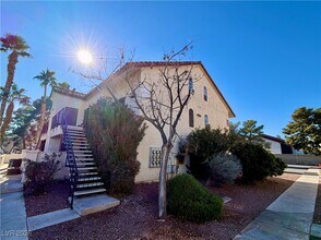 3681 Melonies Dr in Las Vegas, NV - Building Photo - Building Photo