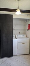 9478 Palm Cir S in Pembroke Pines, FL - Building Photo - Building Photo
