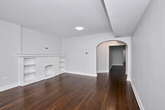 6237 N Fairfield Ave in Chicago, IL - Building Photo - Building Photo