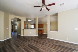 229 Rio Vista Dr in Cibolo, TX - Building Photo - Building Photo