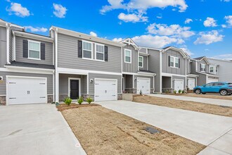 5123 Brailey Cir in Kannapolis, NC - Foto de edificio - Building Photo