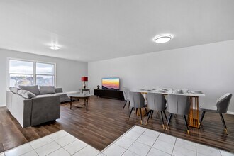 101 Oak St in Bayonne, NJ - Building Photo - Building Photo