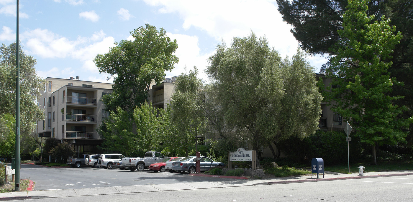 The Keys in Walnut Creek, CA - Building Photo