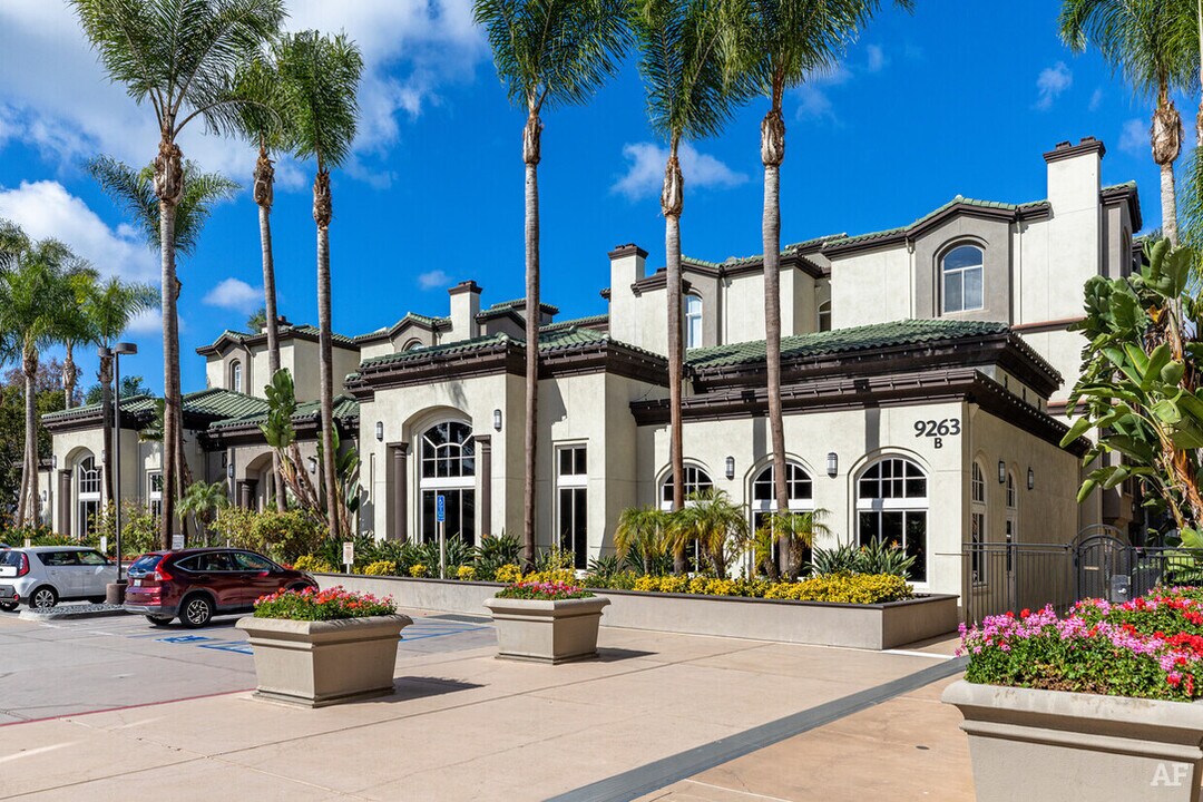 4155 Executive Dr, Unit 204 in La Jolla, CA - Building Photo