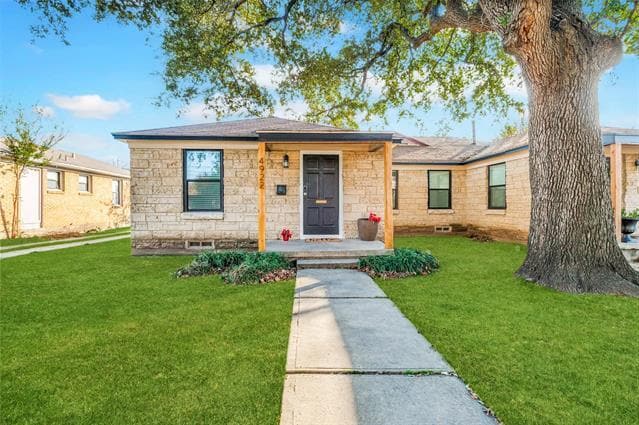 property at 4922 W University Blvd