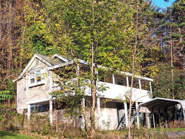 property at 7194 NY-28