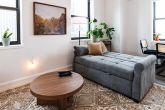 758 North Broadway-SI ID1379067P, Unit SI ID1379067P in Milwaukee, WI - Foto de edificio - Building Photo