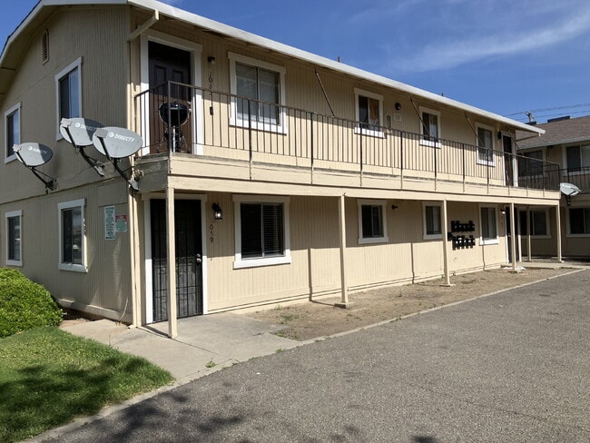 property at 1061 W 19th St