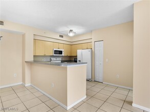 1190 Reserve Way in Naples, FL - Building Photo - Building Photo