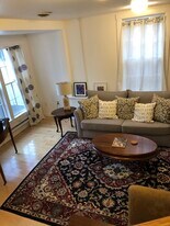 53 Austin St in Portsmouth, NH - Building Photo