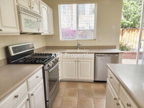 4753 Boxwood Way in Dublin, CA - Building Photo - Building Photo