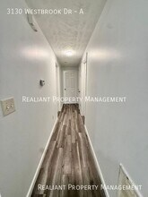 3130 Westbrook Dr in Cincinnati, OH - Building Photo - Building Photo