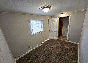 449 4th St E in Milan, IL - Building Photo - Building Photo
