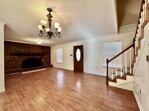 914 Pope Cir in Mccomb, MS - Building Photo - Building Photo