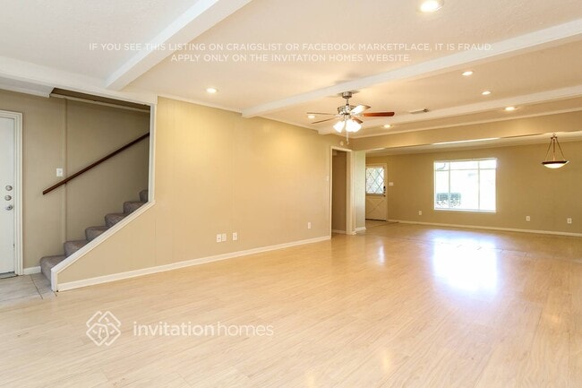 5803 Old Lodge Dr in Houston, TX - Building Photo - Building Photo
