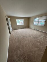 17 E Park St in Mundelein, IL - Building Photo - Building Photo