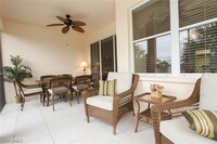 4615 Hawks Nest Dr in Naples, FL - Foto de edificio - Building Photo