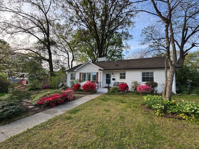 property at 1401 Montford Dr