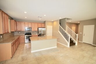 10609 Country Knoll Way in Las Vegas, NV - Building Photo - Building Photo