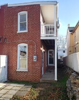 115 S Locust St in Hagerstown, MD - Building Photo